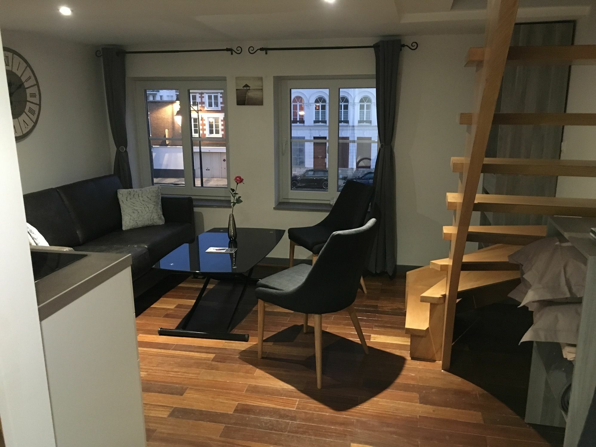 Little Plaza Appart'Hotel Lille Exterior foto